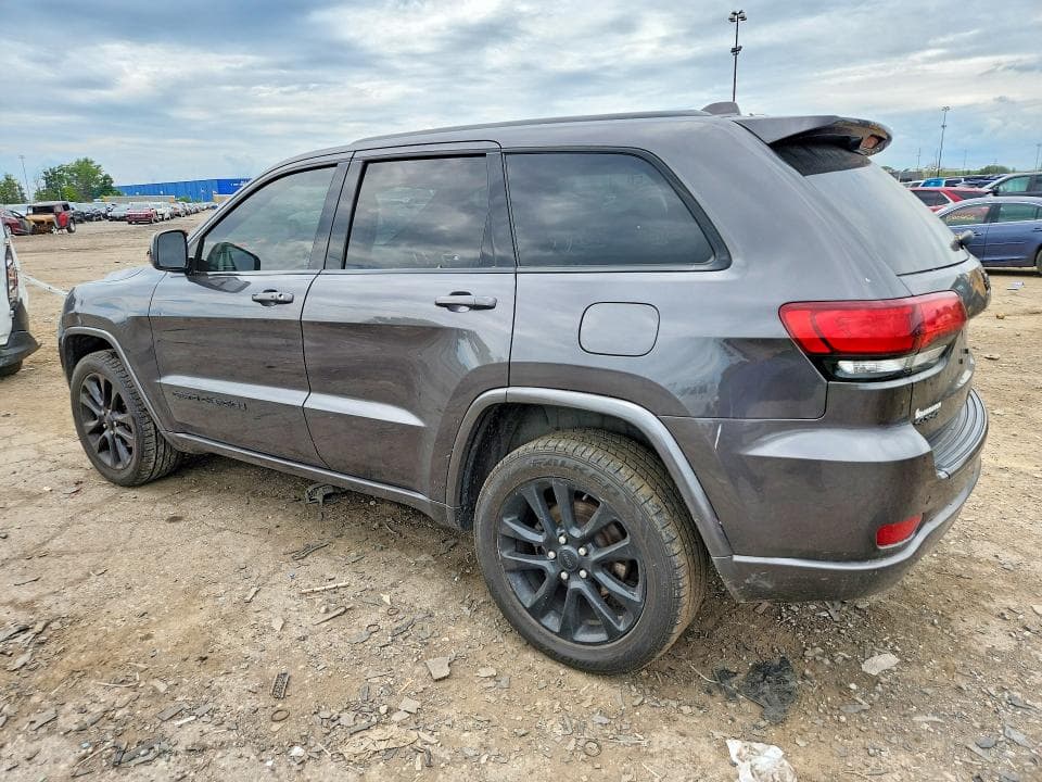 2018 JEEP GRAND CHEROKEE LAREDO 2