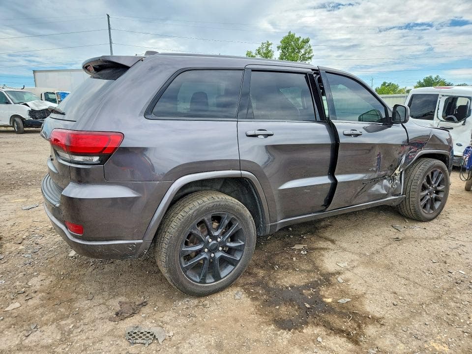 2018 JEEP GRAND CHEROKEE LAREDO 3