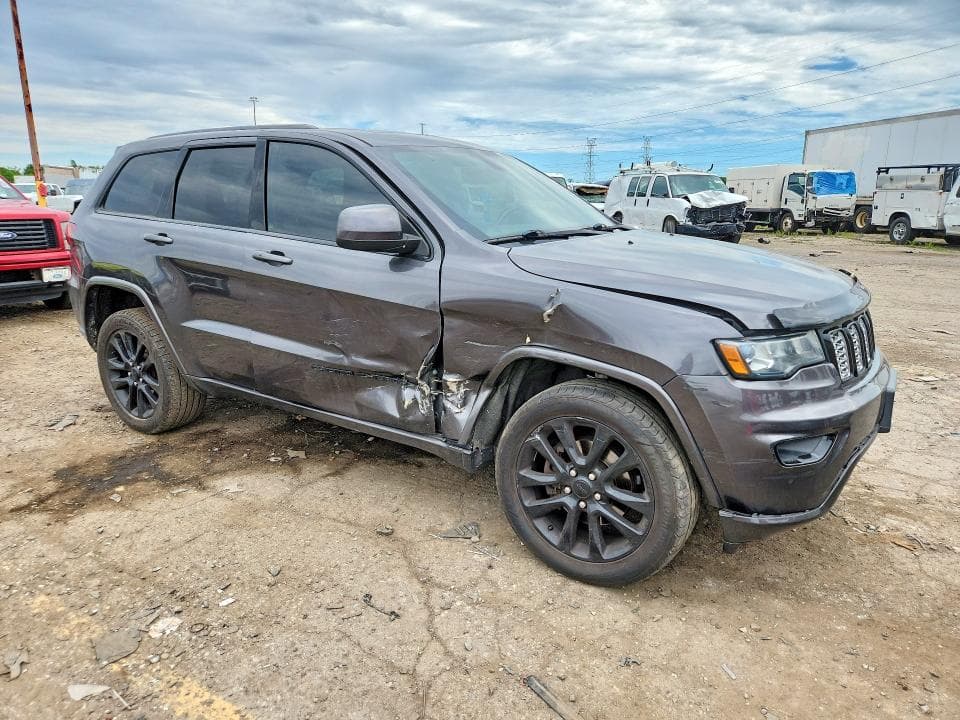 2018 JEEP GRAND CHEROKEE LAREDO 4
