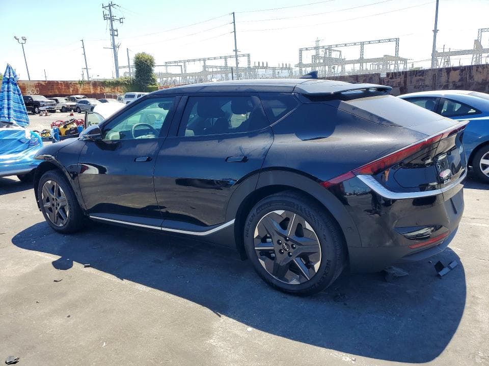 2025 KIA EV6 LIGHT LONG RANGE 2