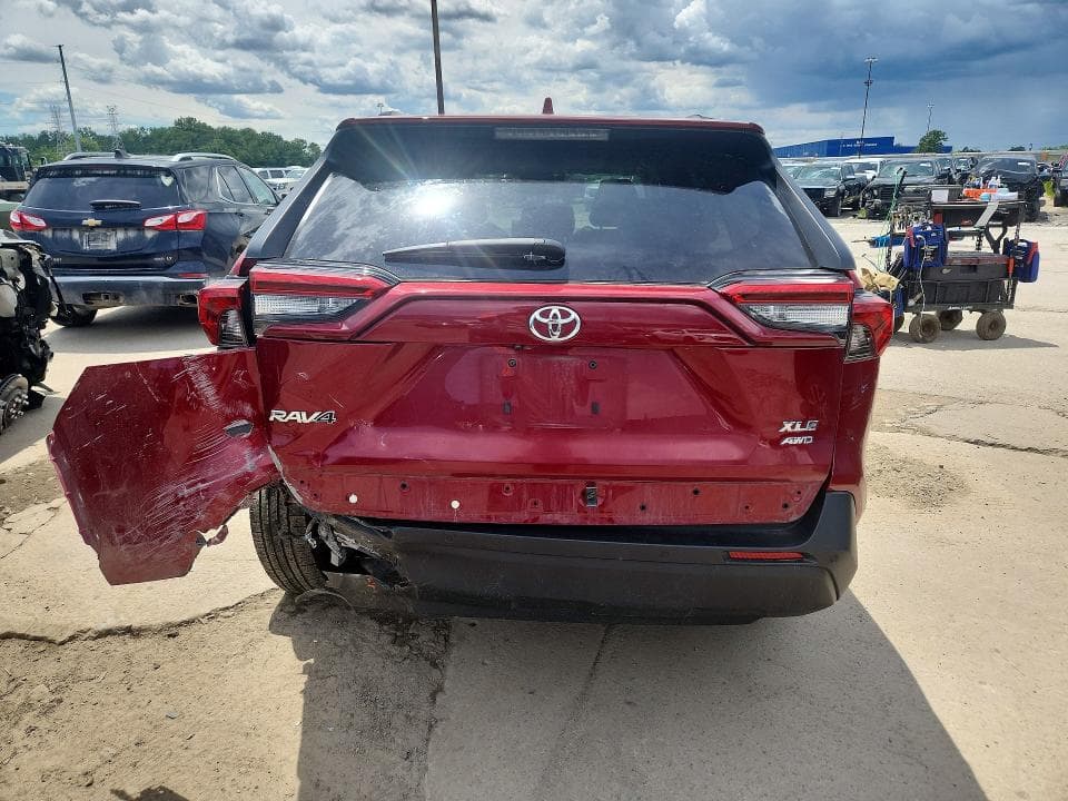 2023 TOYOTA RAV4 XLE PREMIUM 6