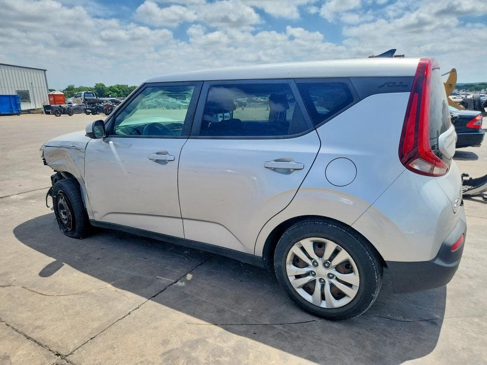 2020 KIA SOUL LX 2
