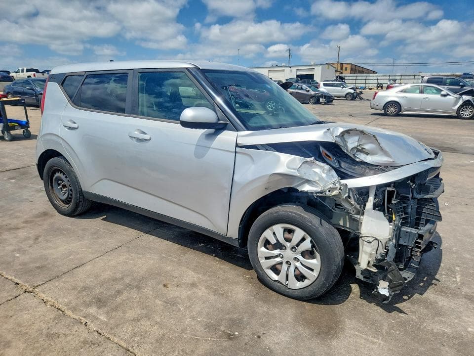 2020 KIA SOUL LX 4