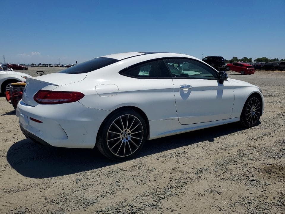 2018 MERCEDES-BENZ C 300 3