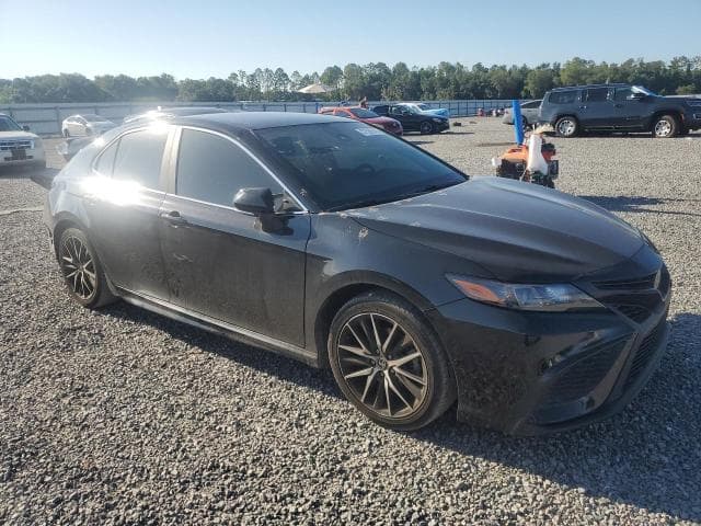 2022 TOYOTA CAMRY SE 4