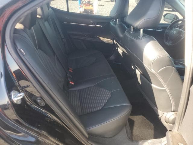 2022 TOYOTA CAMRY SE 10