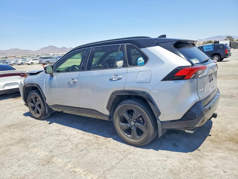 2020 TOYOTA RAV4 XSE 2