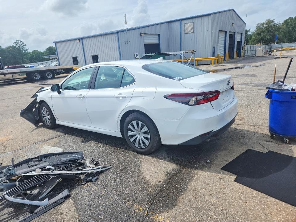 2022 TOYOTA CAMRY LE LE 2