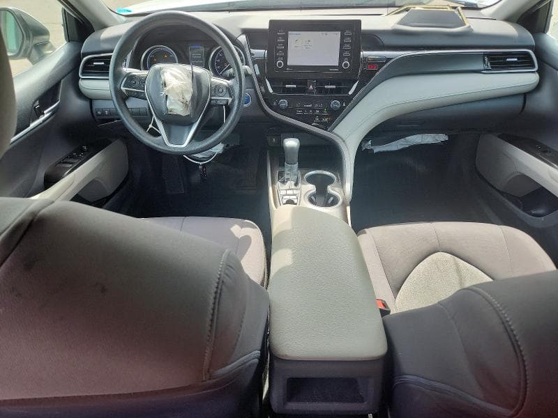 2022 TOYOTA CAMRY LE LE 8