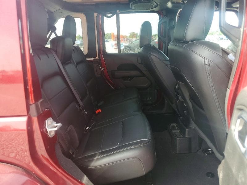 2021 JEEP WRANGLER UNLIMITED SAHARA 10