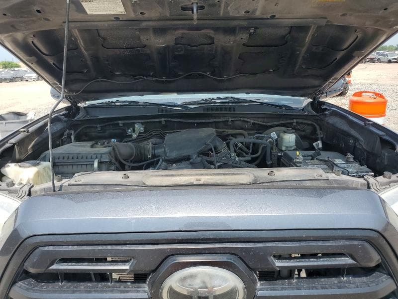 2019 TOYOTA TACOMA SR 11