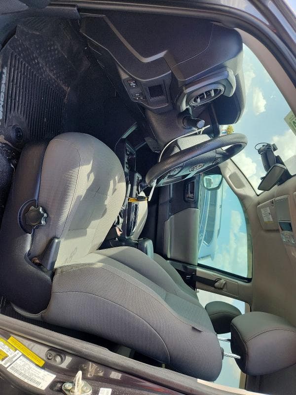 2019 TOYOTA TACOMA SR 7