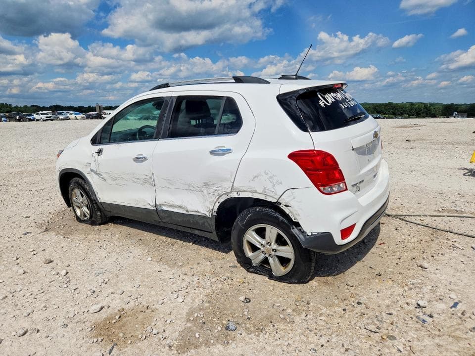 2017 CHEVROLET TRAX 1LT 2