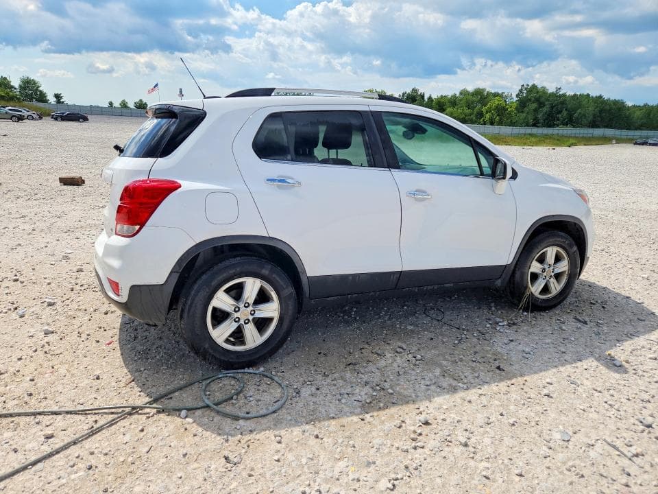 2017 CHEVROLET TRAX 1LT 3