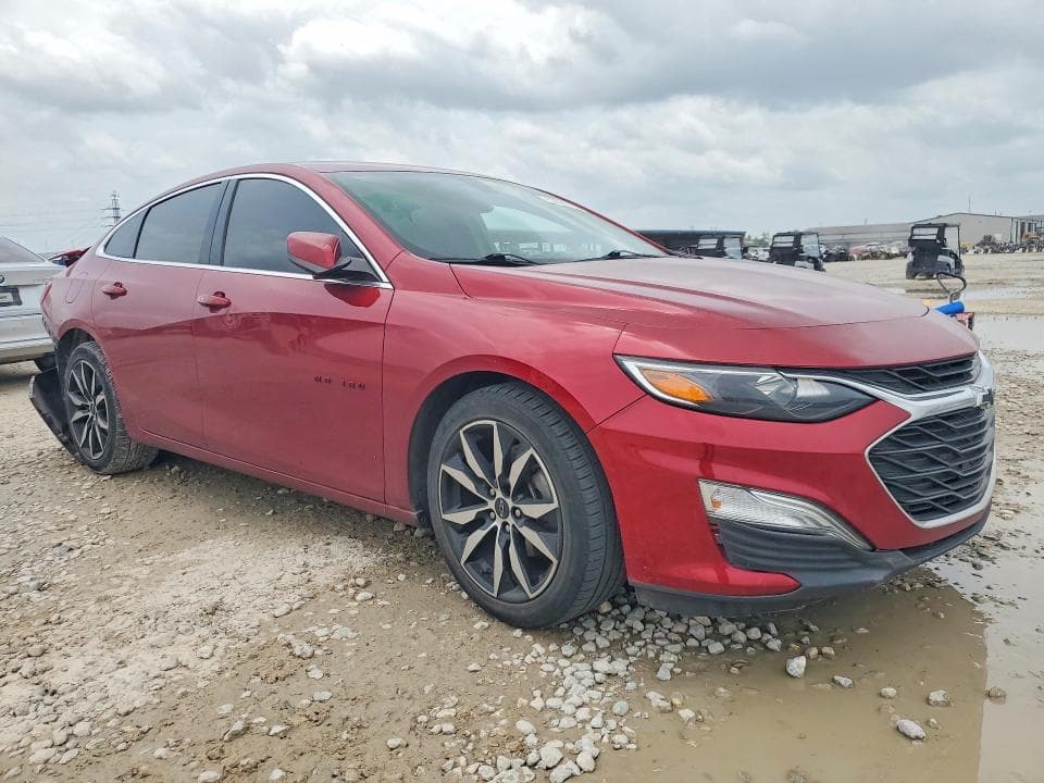 2021 CHEVROLET MALIBU RS 4