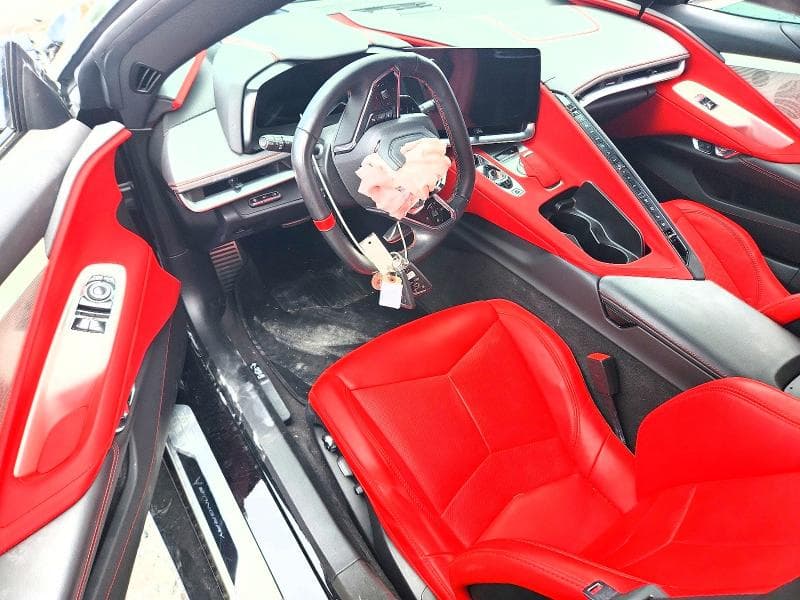 2023 CHEVROLET CORVETTE STINGRAY 2LT 8