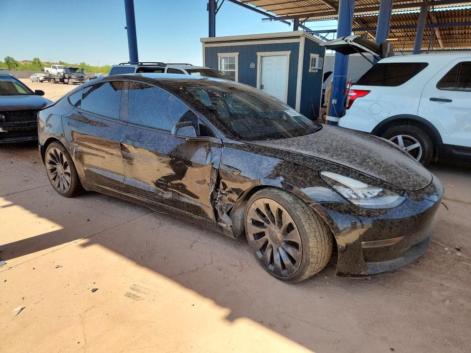 2018 TESLA MODEL 3 4