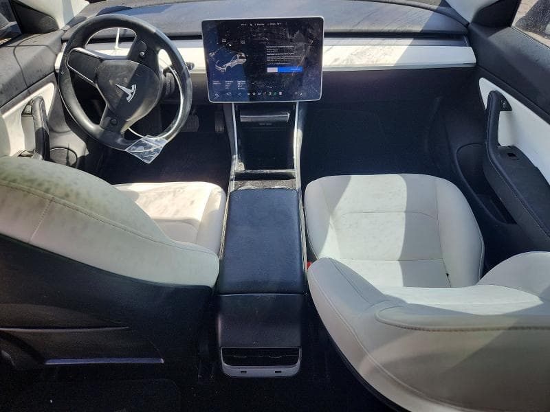 2018 TESLA MODEL 3 8