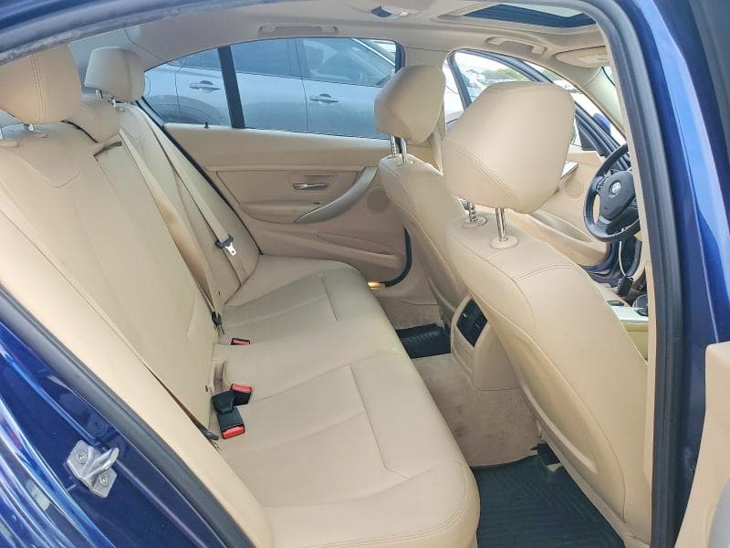 2016 BMW 320 I 10