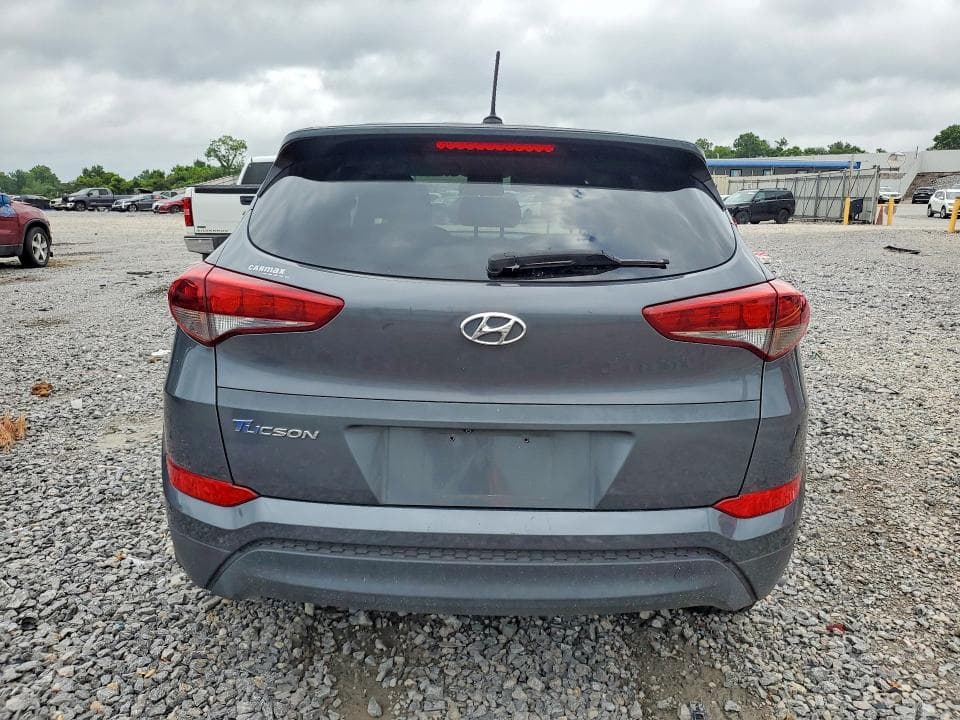 2017 HYUNDAI TUCSON SE 6
