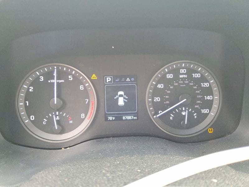 2017 HYUNDAI TUCSON SE 9