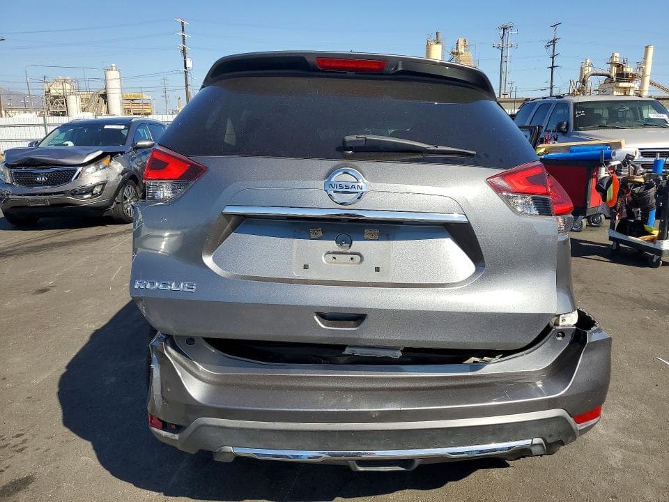 2017 NISSAN ROGUE SV 6