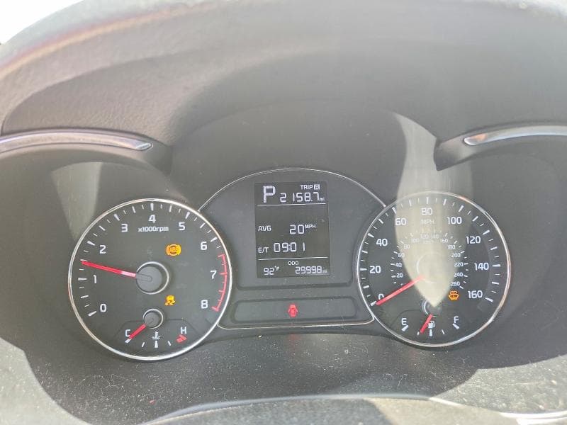 2017 KIA FORTE LX 9