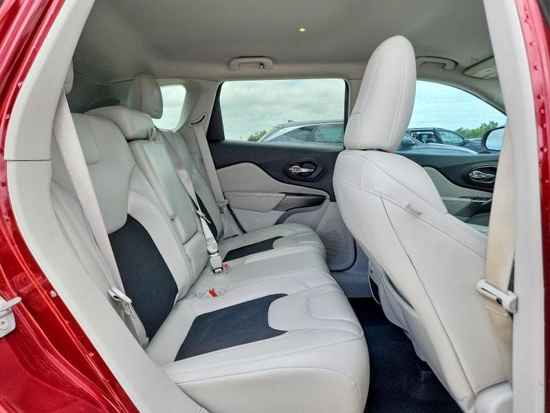 2021 JEEP CHEROKEE LATITUDE PLUS 10