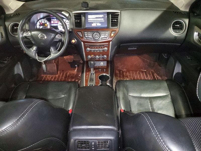 2017 NISSAN PATHFINDER PLATINUM 8