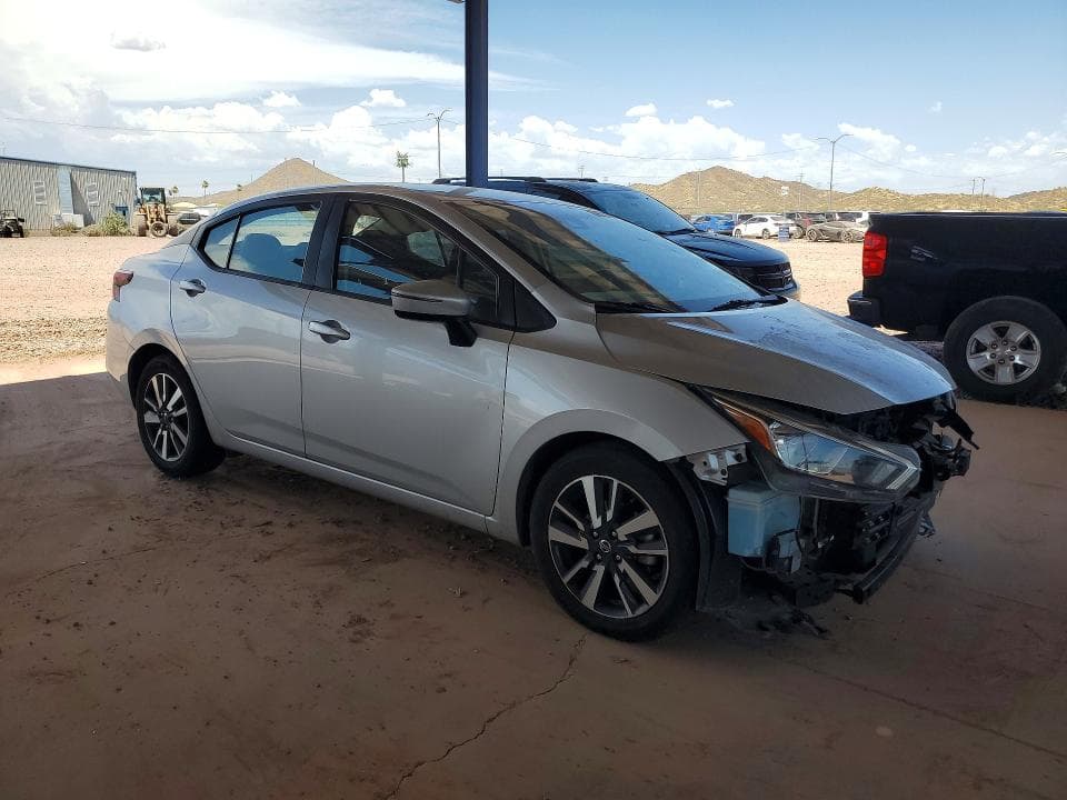 2021 NISSAN VERSA SV 4