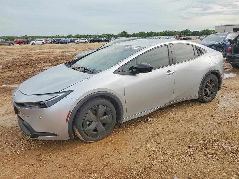2023 TOYOTA PRIUS LE