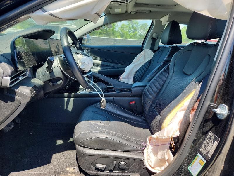 2023 HYUNDAI ELANTRA LIMITED 7