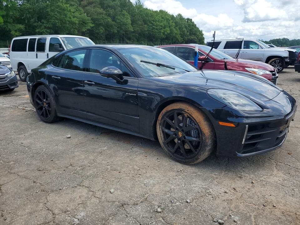 2025 PORSCHE PANAMERA 4 E-HYBRID 4