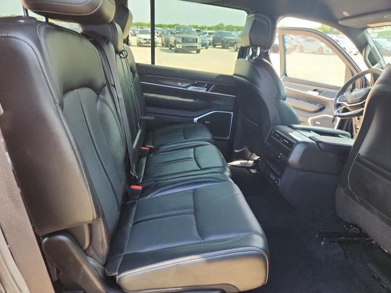 2022 JEEP WAGONEER SERIES III SERIES III 11