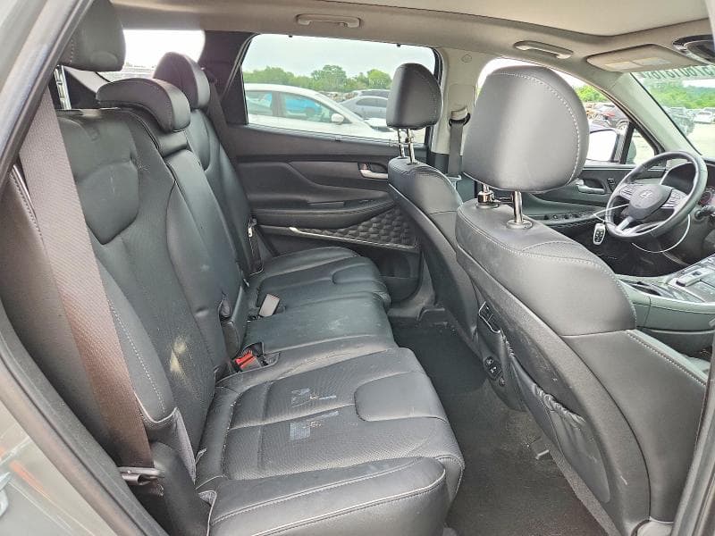 2023 HYUNDAI SANTA FE LIMITED 11