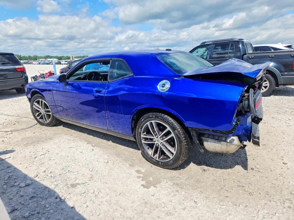2019 DODGE CHALLENGER SXT 2