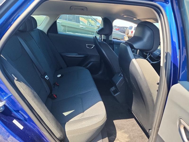 2025 KIA K4 LXS LXS 10