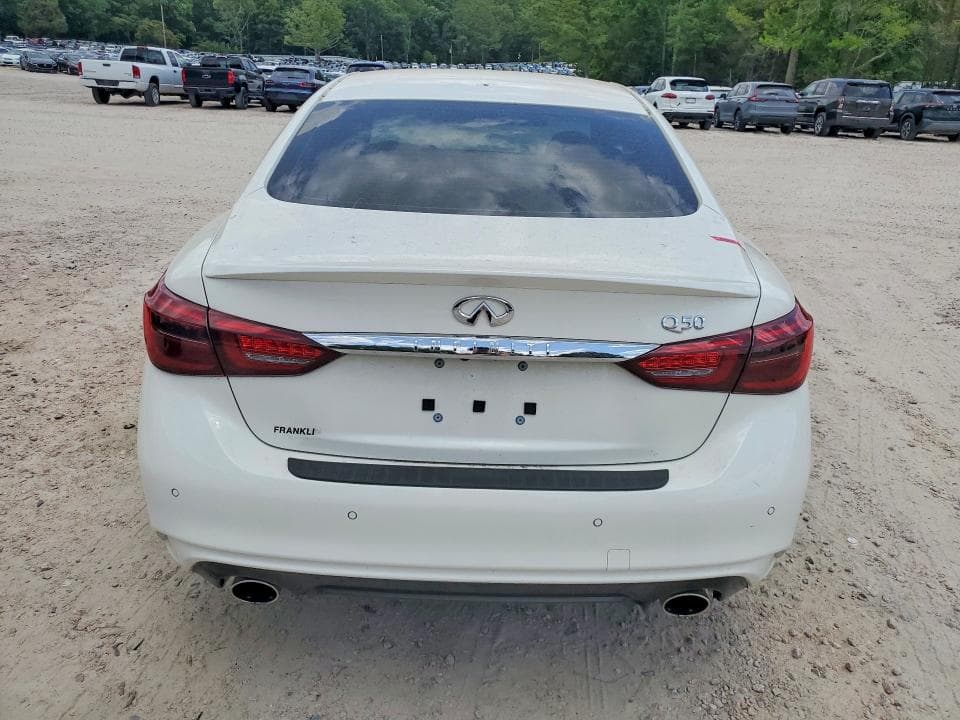 2022 INFINITI Q50 LUXE LUXE 6