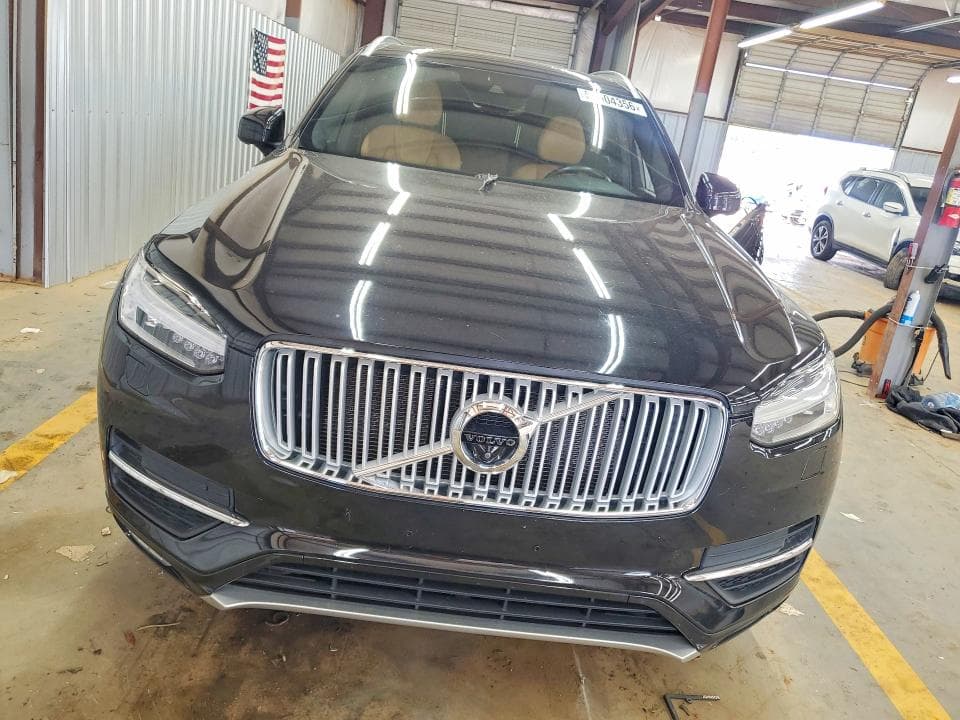 2017 VOLVO XC90 T6 5