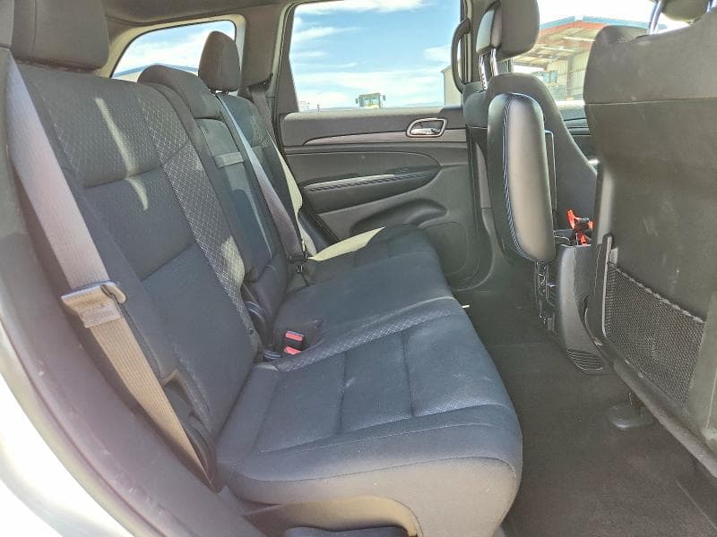 2019 JEEP GRAND CHEROKEE LAREDO 10