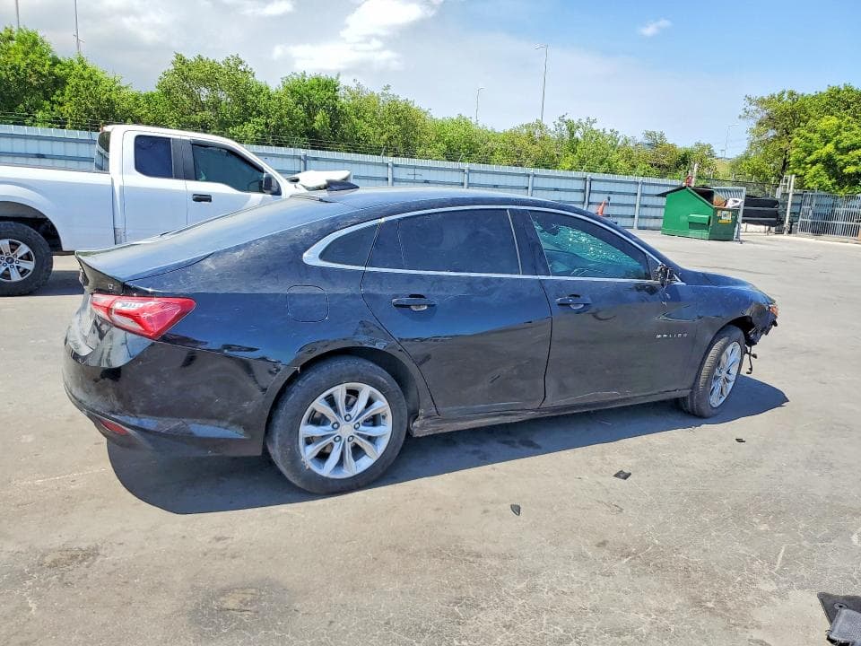 2022 CHEVROLET MALIBU LT 3