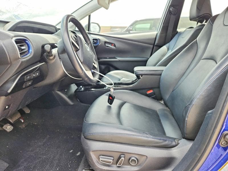 2017 TOYOTA PRIUS FOUR TOURING 7