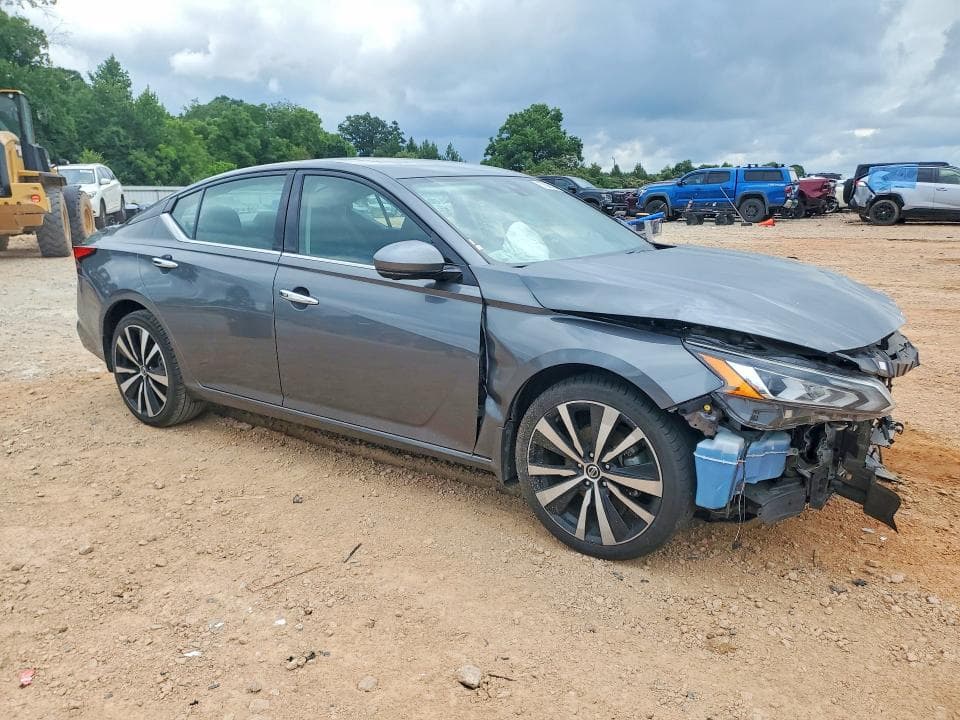 2021 NISSAN ALTIMA PLATINUM 4