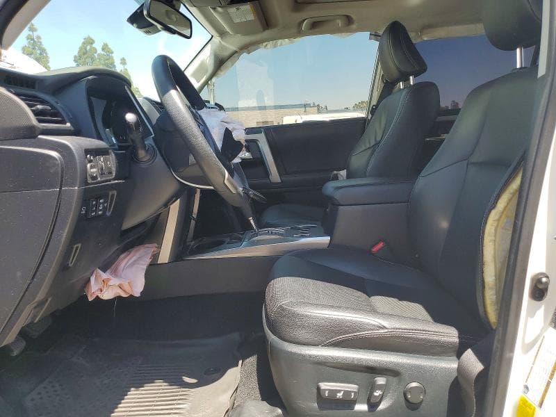 2022 TOYOTA 4RUNNER LIMITED 7