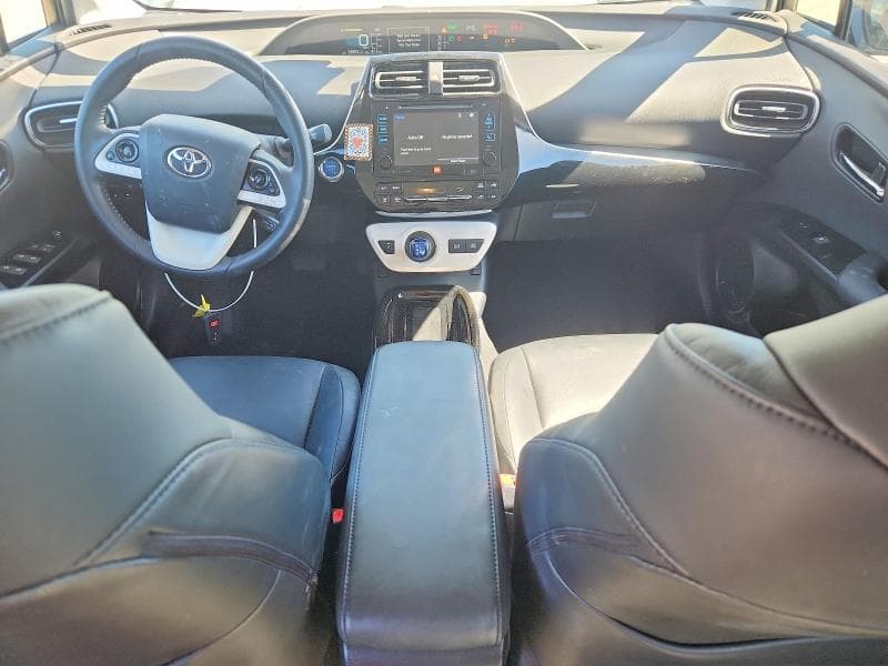 2017 TOYOTA PRIUS FOUR FOUR 8