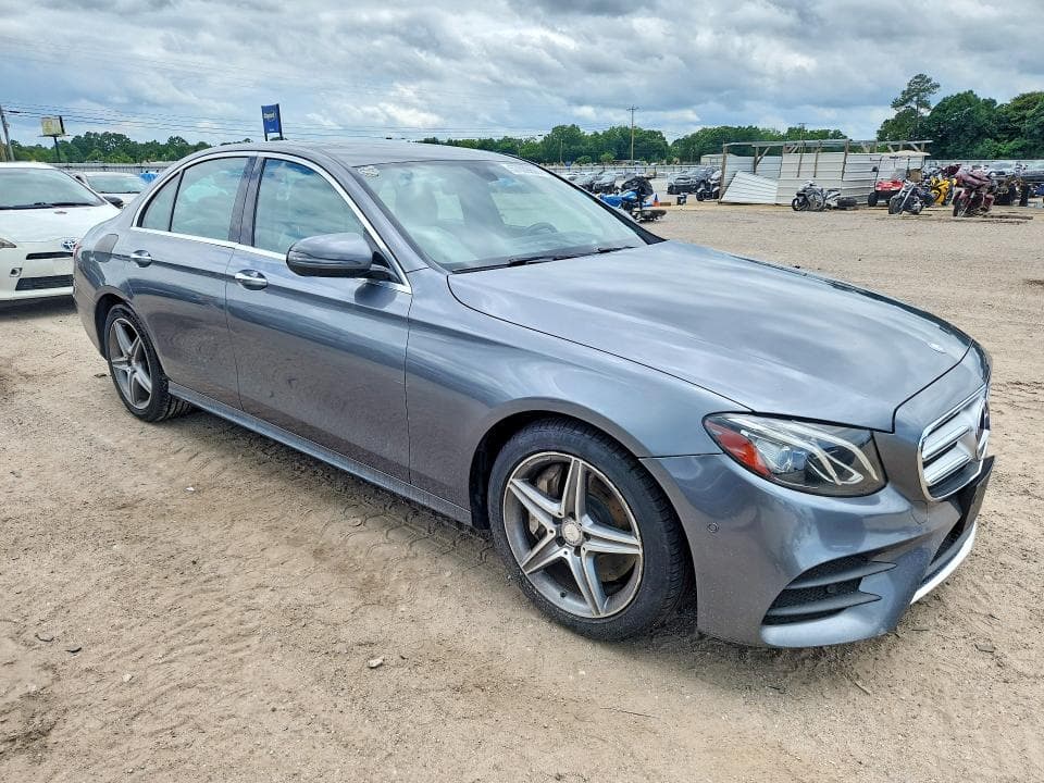 2017 MERCEDES-BENZ E 300 4MATIC 4
