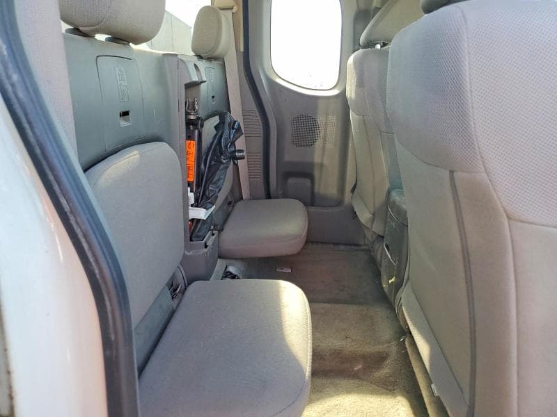 2017 NISSAN FRONTIER S 10