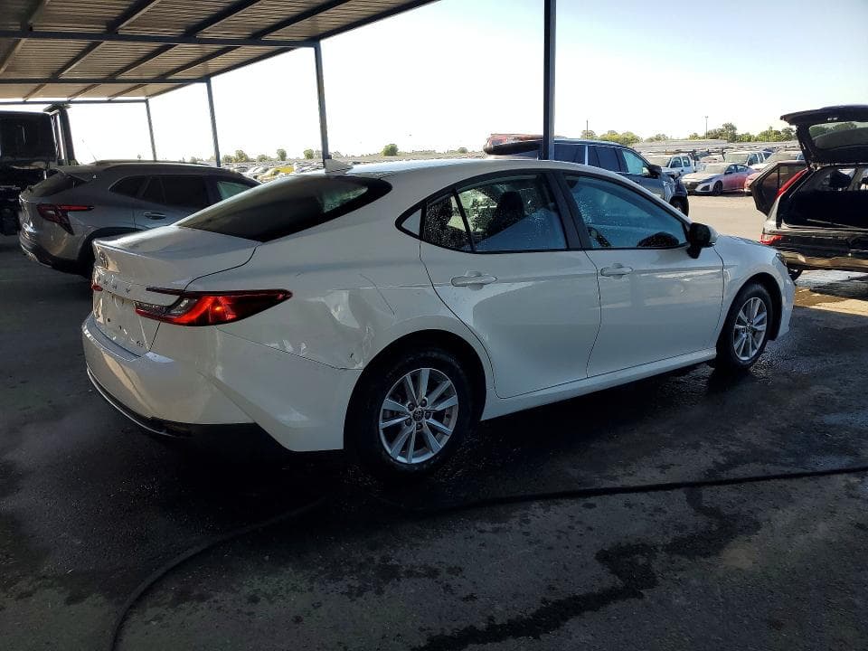 2025 TOYOTA CAMRY LE 3