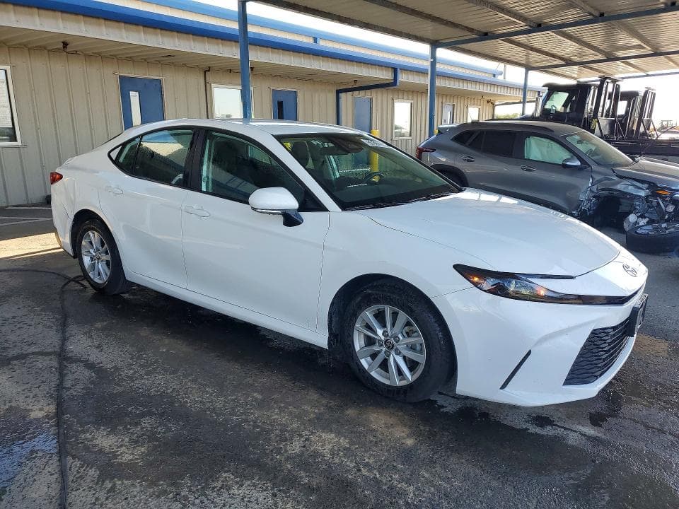 2025 TOYOTA CAMRY LE 4