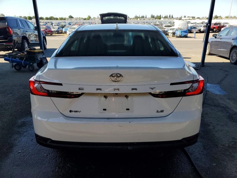 2025 TOYOTA CAMRY LE 6